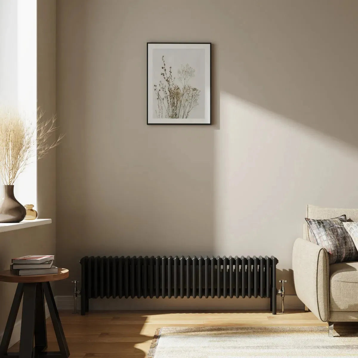Ferentino - Traditional horizontal column radiator black