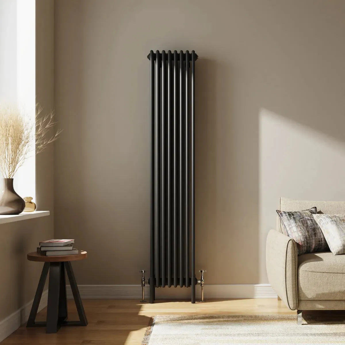 Ferentino - Traditional vertical column radiator black - Warmthology