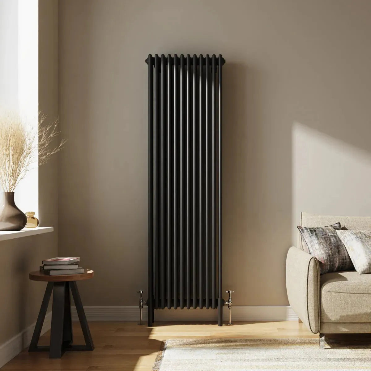 Ferentino - Traditional vertical column radiator black - Warmthology