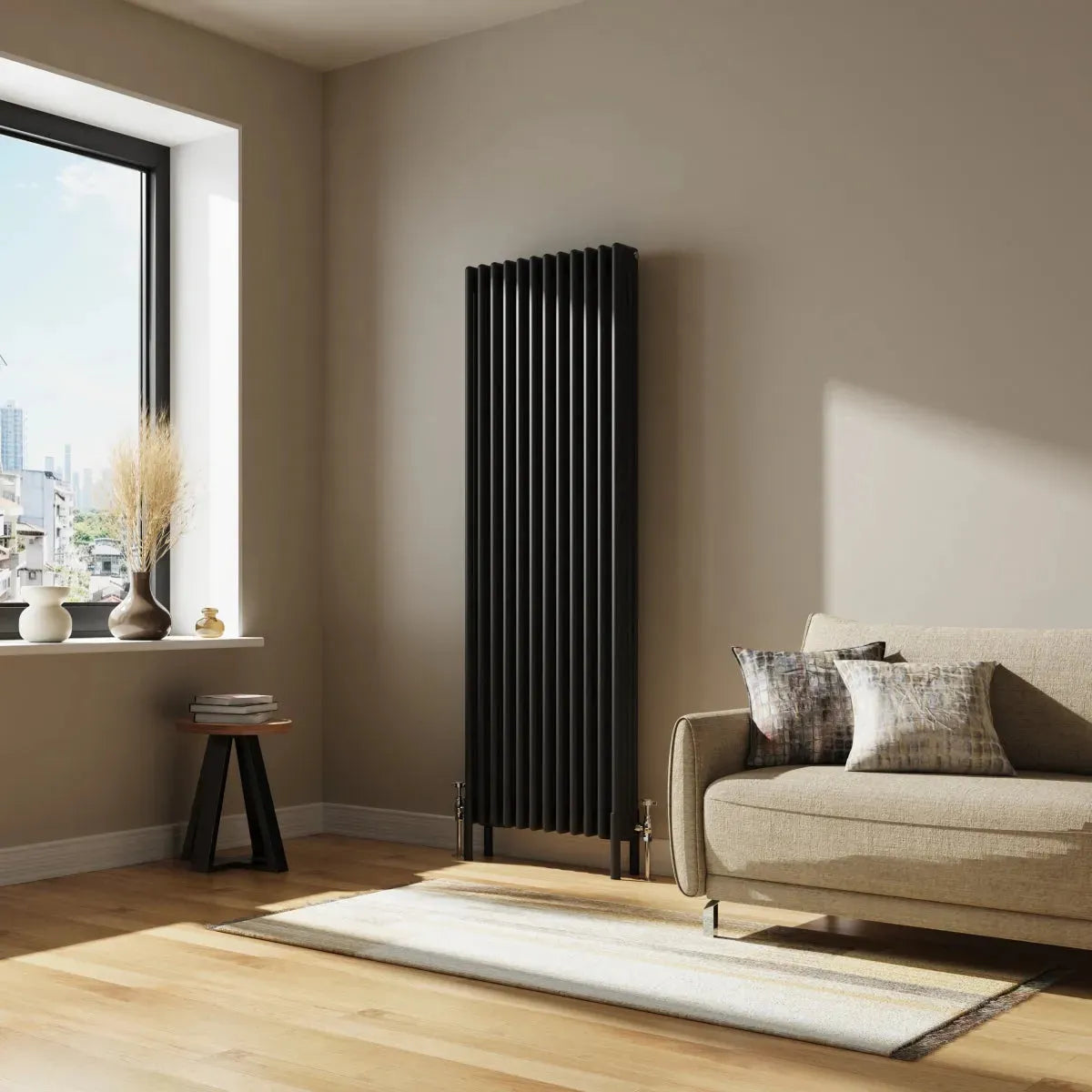 Ferentino - Traditional vertical column radiator black - Warmthology