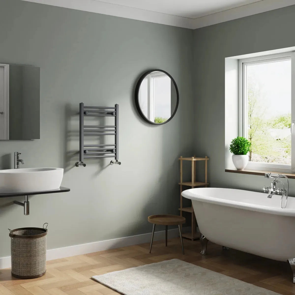 Enna - Straight heated towel rail anthracite