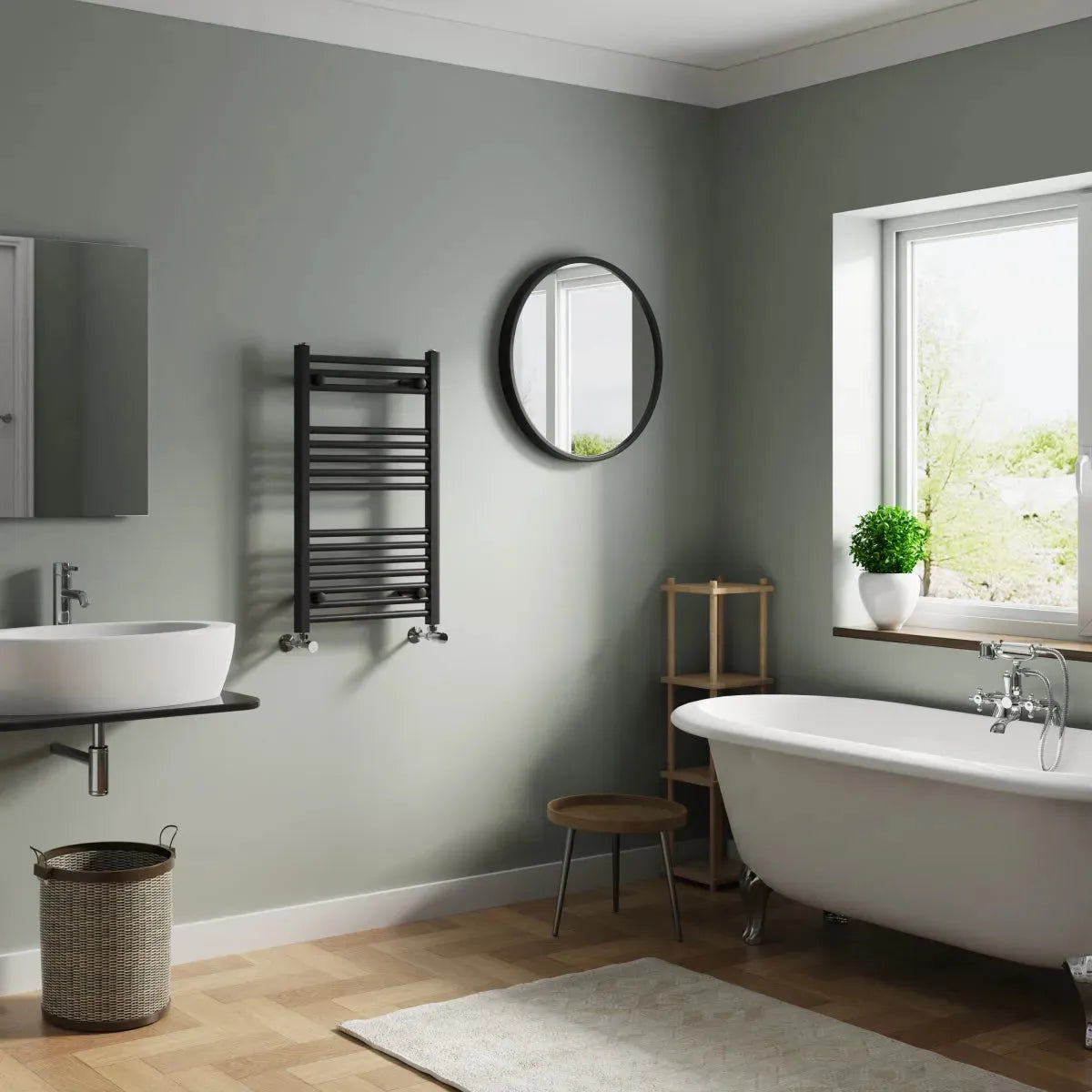 Enna - Straight heated towel rail black