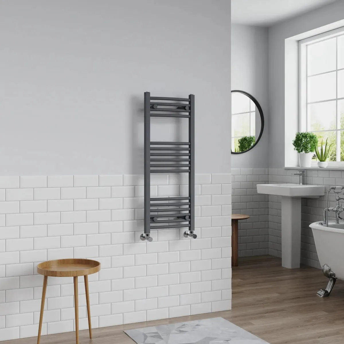 Gela - Curved heated towel rail anthracite