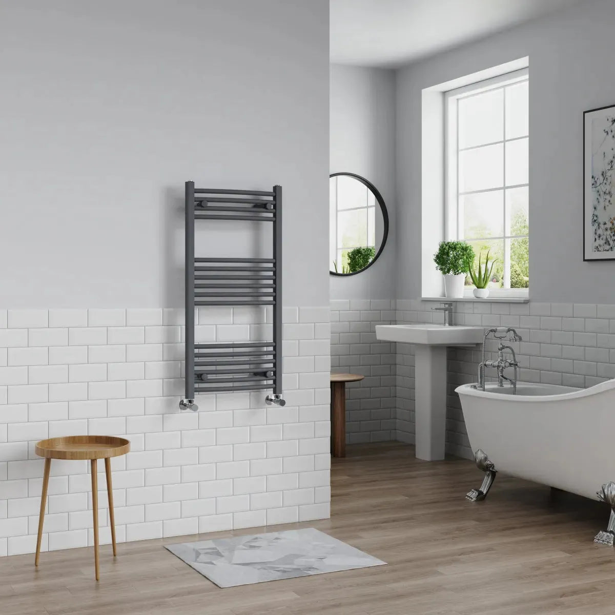 Gela - Curved heated towel rail anthracite