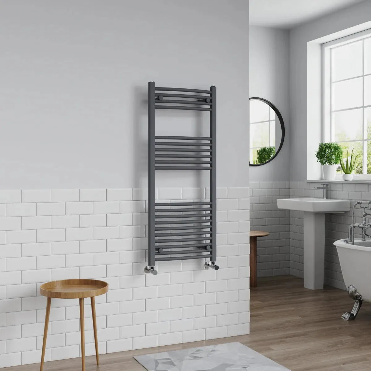 Gela - Curved heated towel rail anthracite