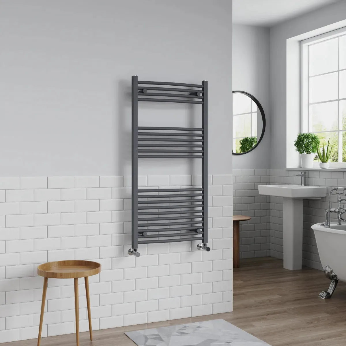 Gela - Curved heated towel rail anthracite