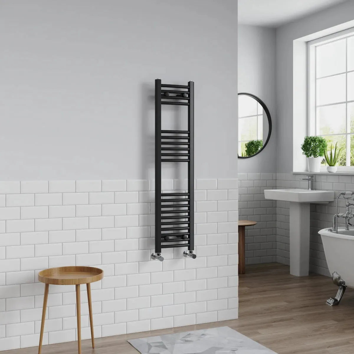 Gela - Curved heated towel rail black