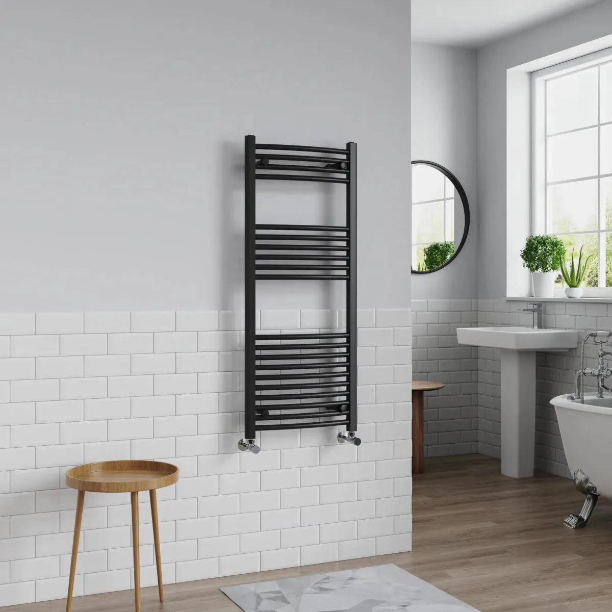 Gela - Curved heated towel rail black