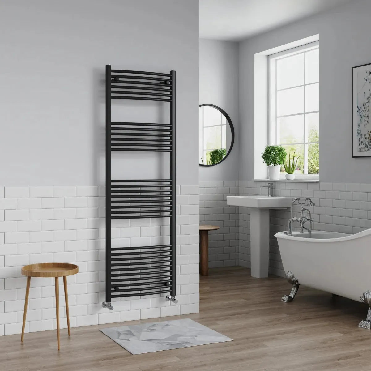 Gela - Curved heated towel rail black