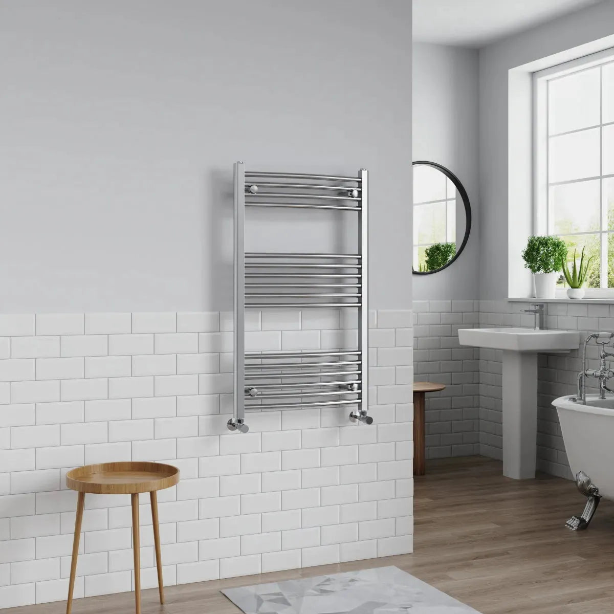 Gela - Curved heated towel rail chrome