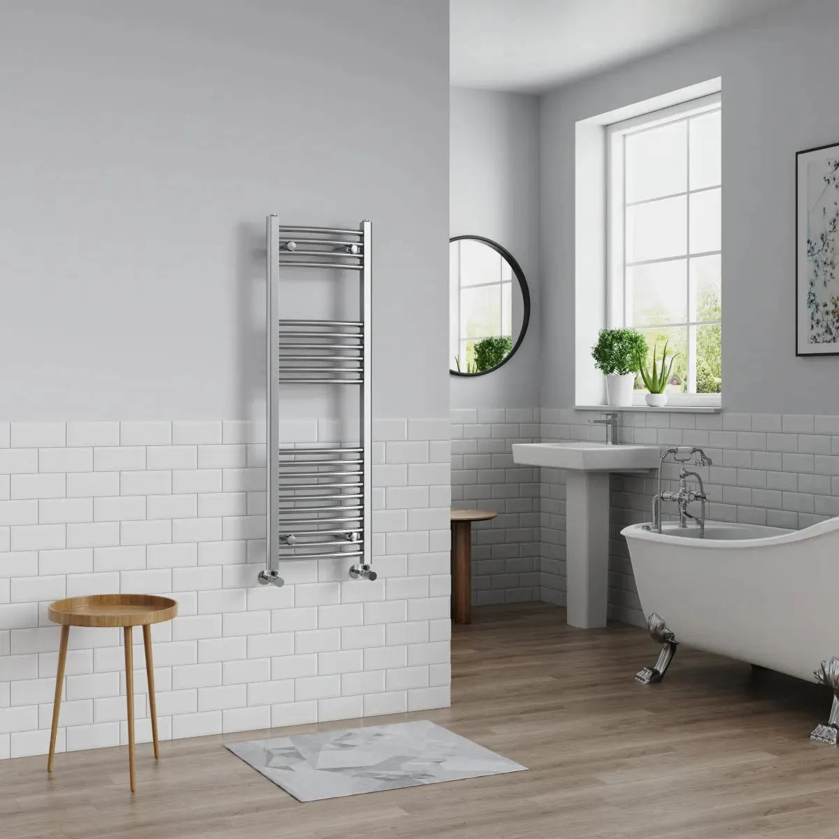 Gela - Curved heated towel rail chrome