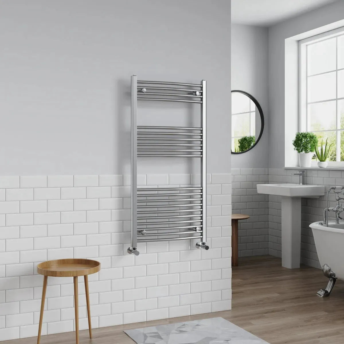 Gela - Curved heated towel rail chrome