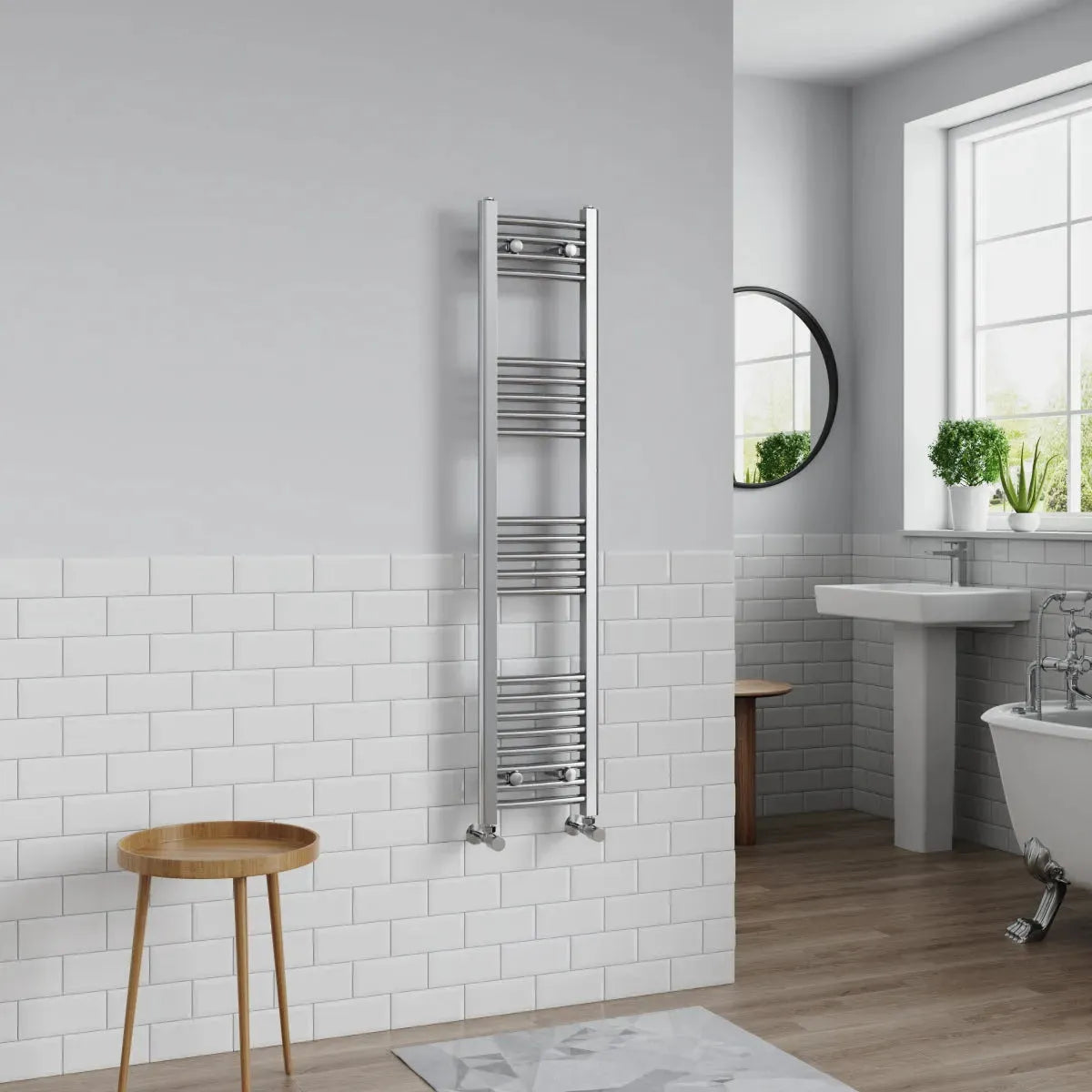 Gela - Curved heated towel rail chrome