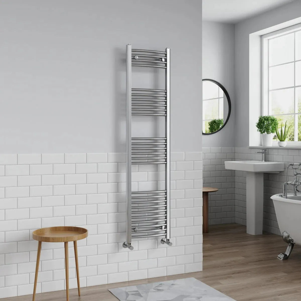 Gela - Curved heated towel rail chrome