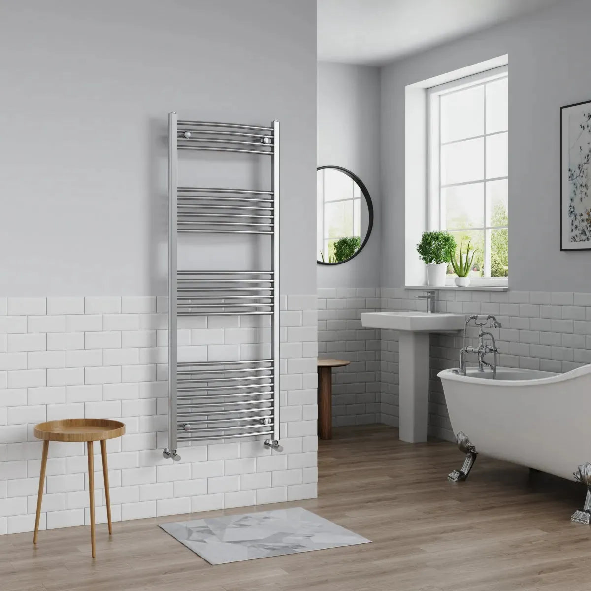 Gela - Curved heated towel rail chrome