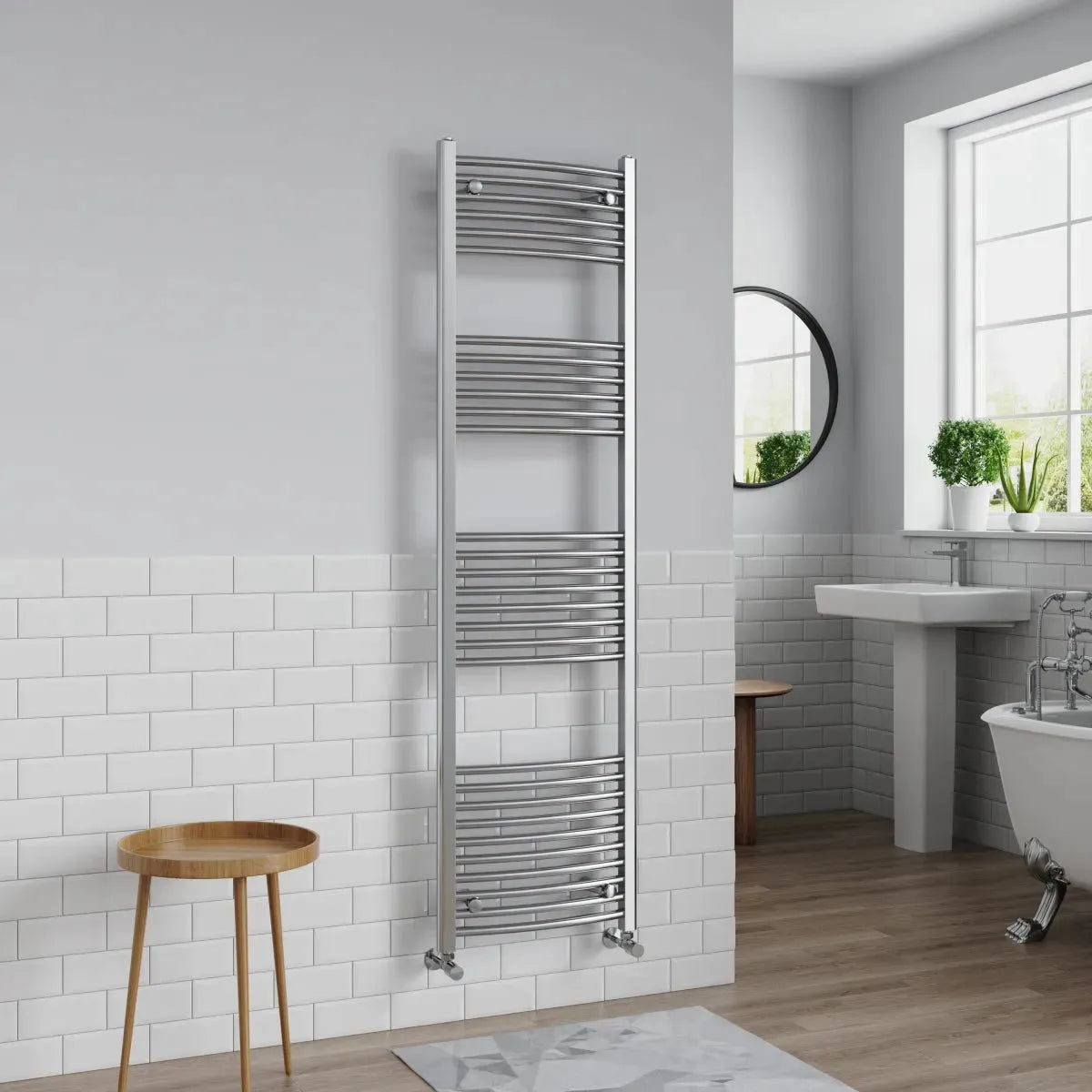 Gela - Curved heated towel rail chrome