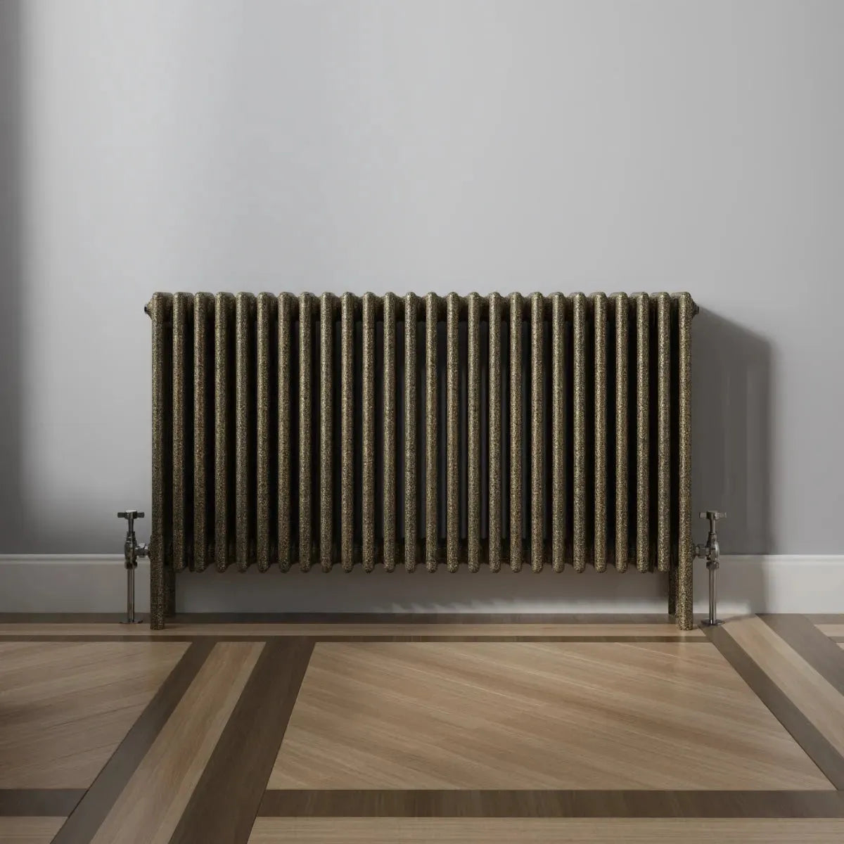 Ferentino - Traditional horizontal column radiator blackened gold