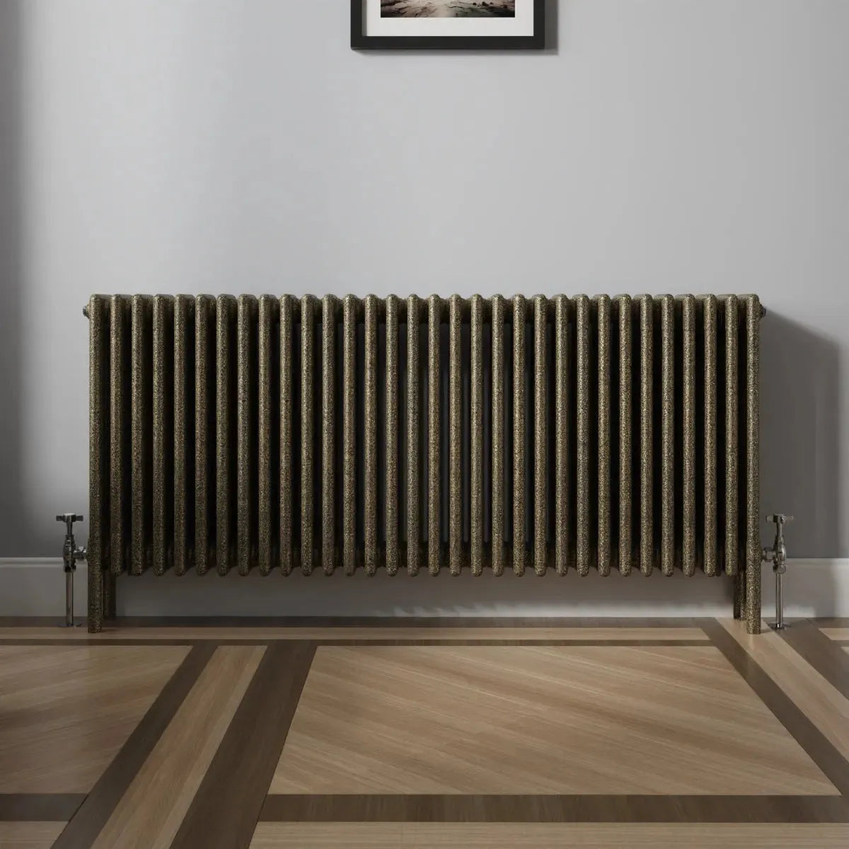 Ferentino - Traditional horizontal column radiator blackened gold