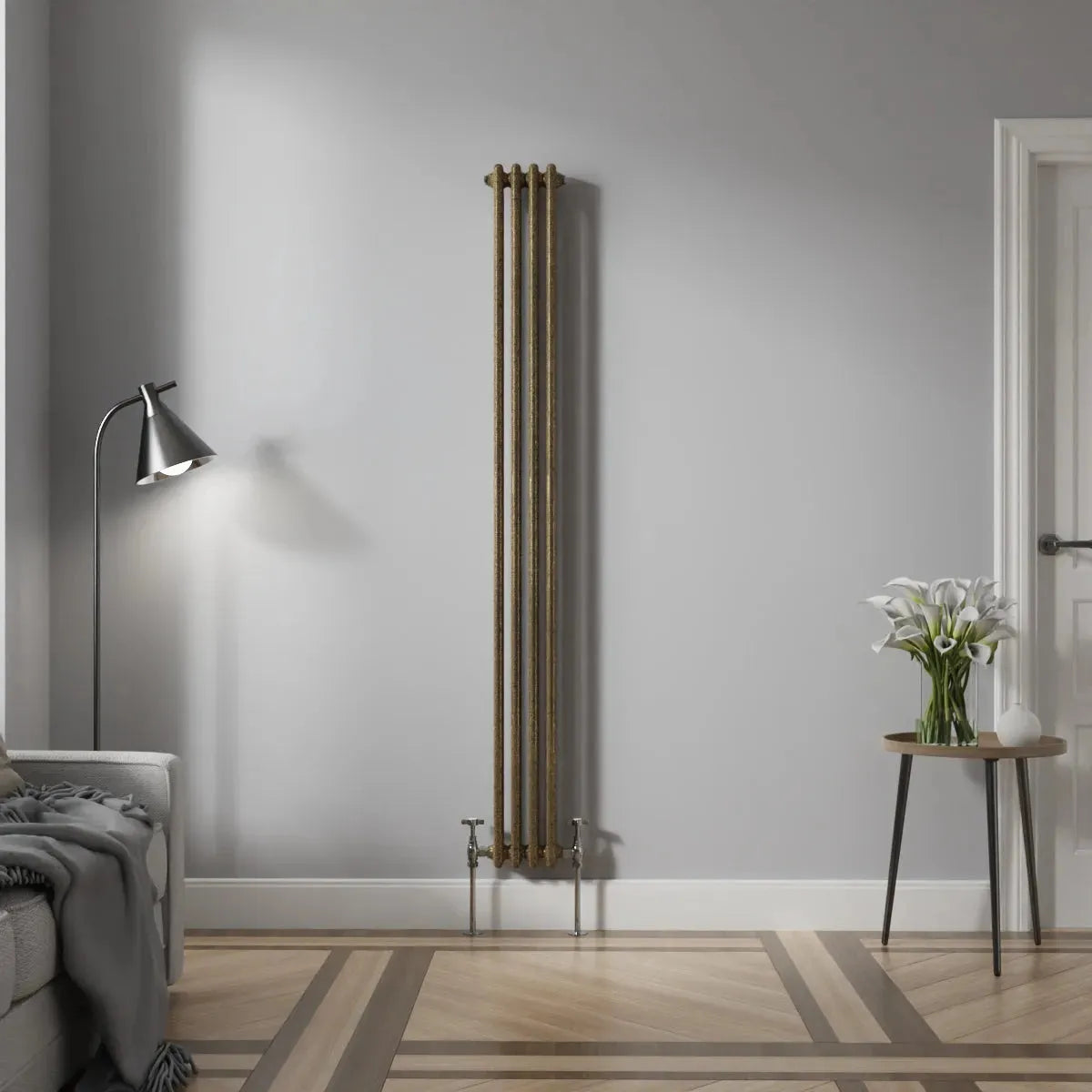 Ferentino - Traditional vertical column radiator blackened gold