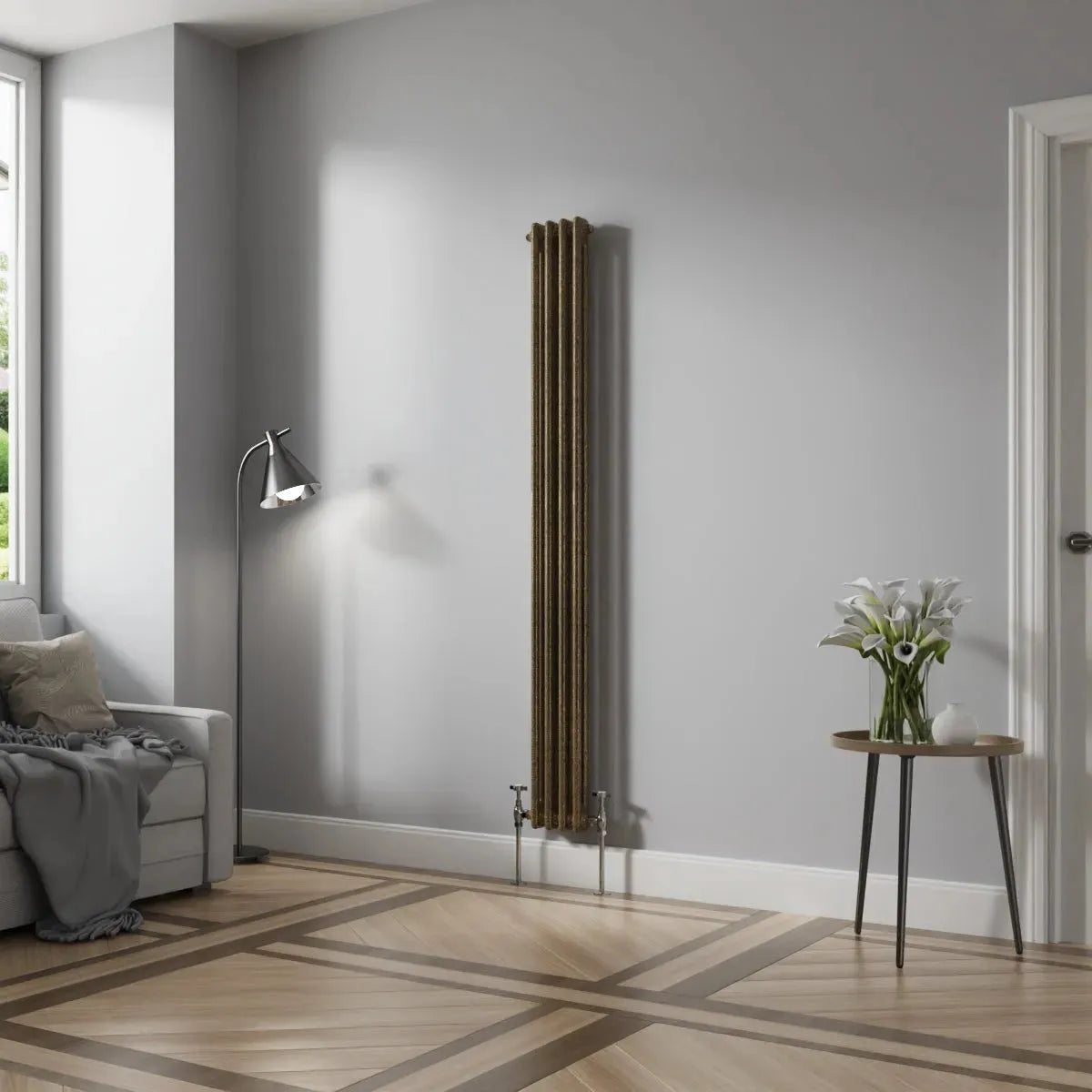 Ferentino - Traditional vertical column radiator blackened gold