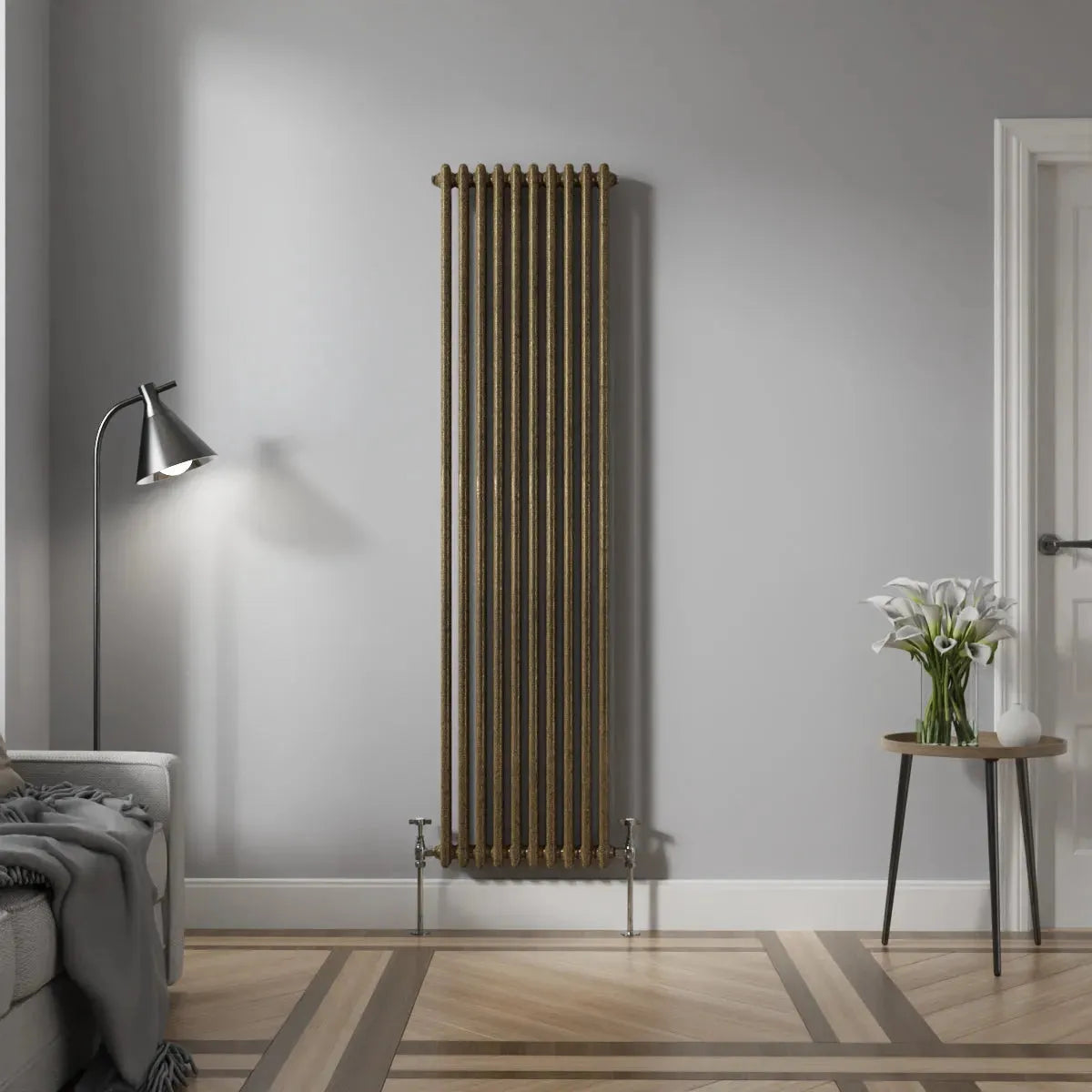 Ferentino - Traditional vertical column radiator blackened gold