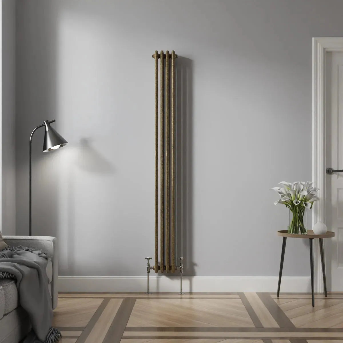 Ferentino - Traditional vertical column radiator blackened gold