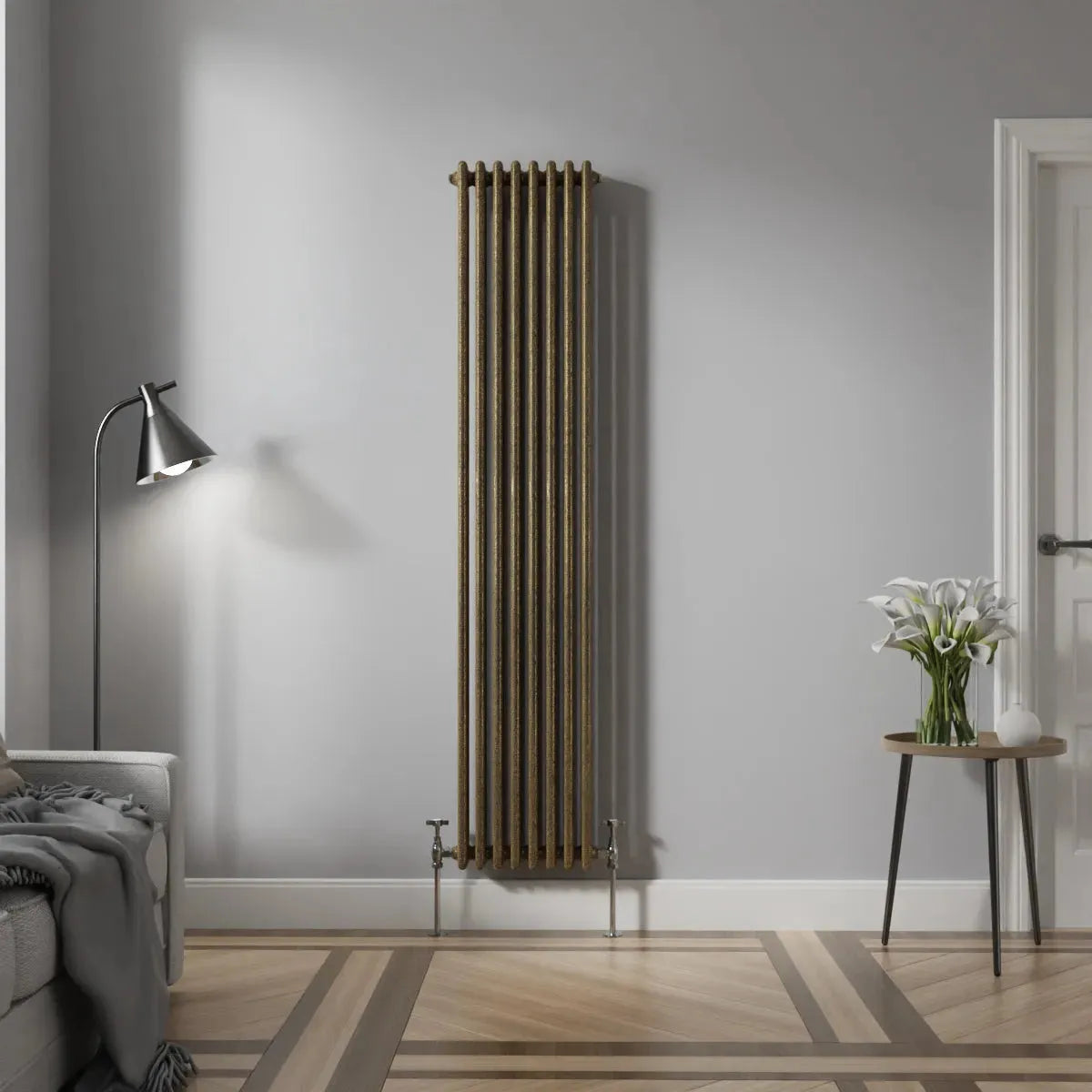 Ferentino - Traditional vertical column radiator blackened gold