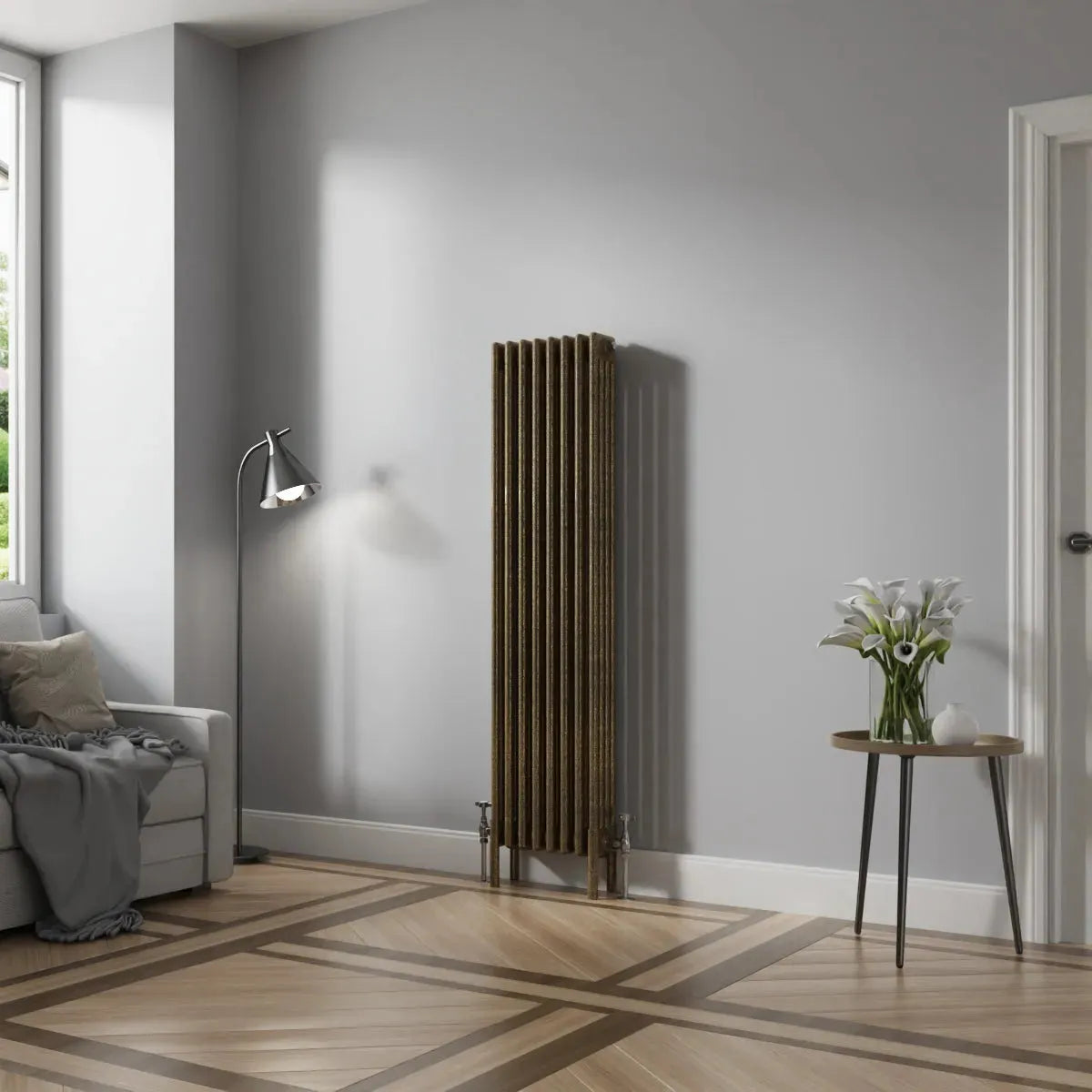 Ferentino - Traditional vertical column radiator blackened gold