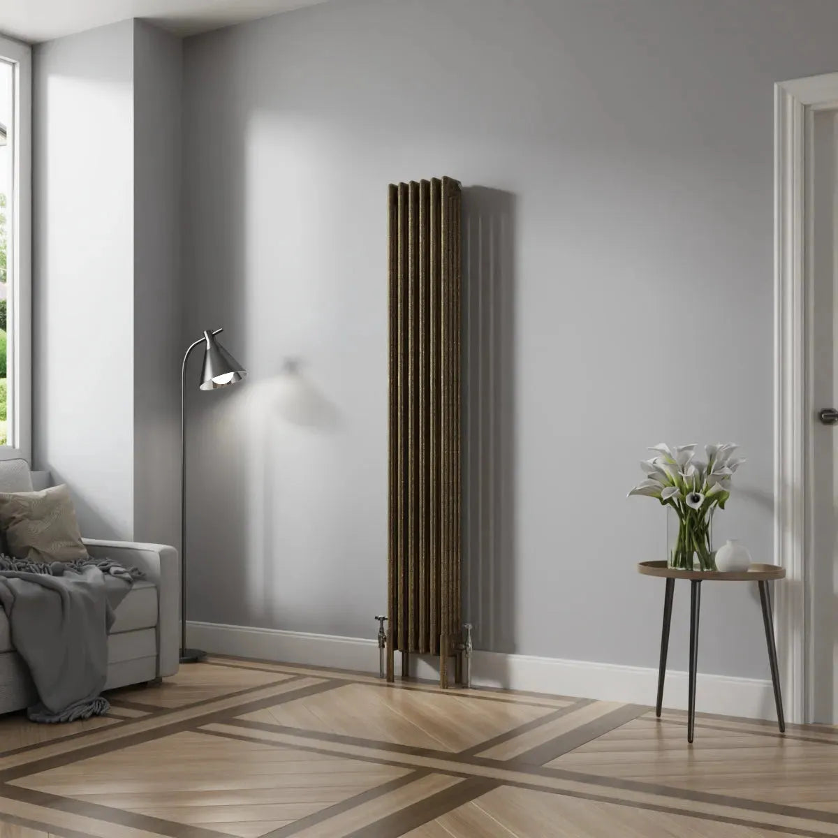 Ferentino - Traditional vertical column radiator blackened gold