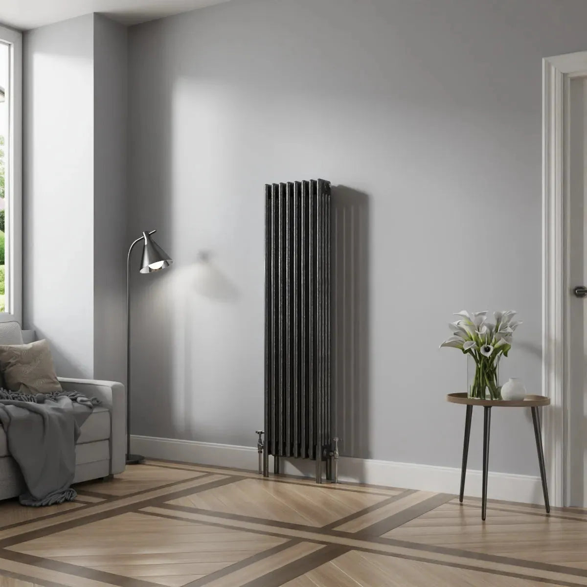 Ferentino - Traditional vertical column radiator blackened silver