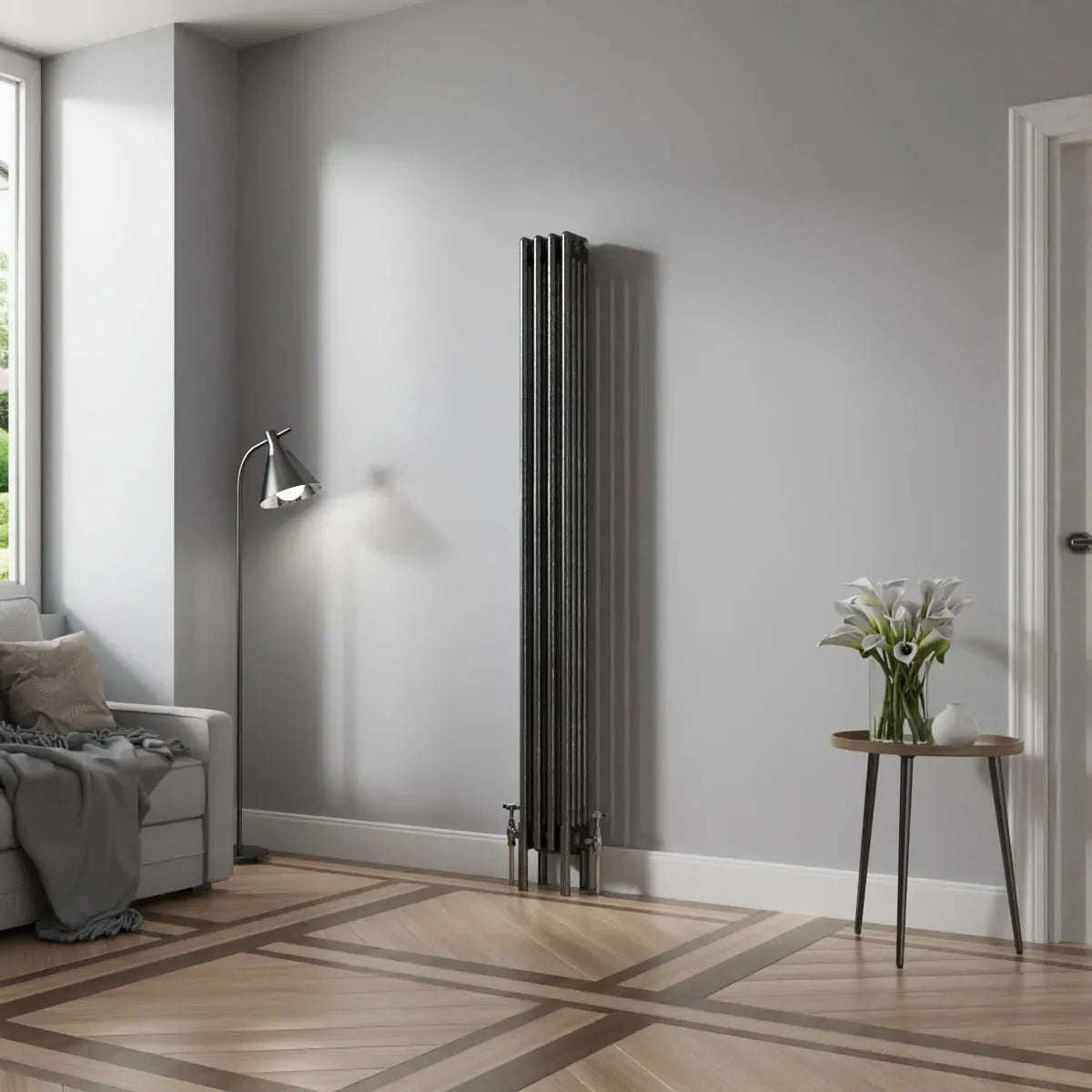 Ferentino - Traditional vertical column radiator blackened silver