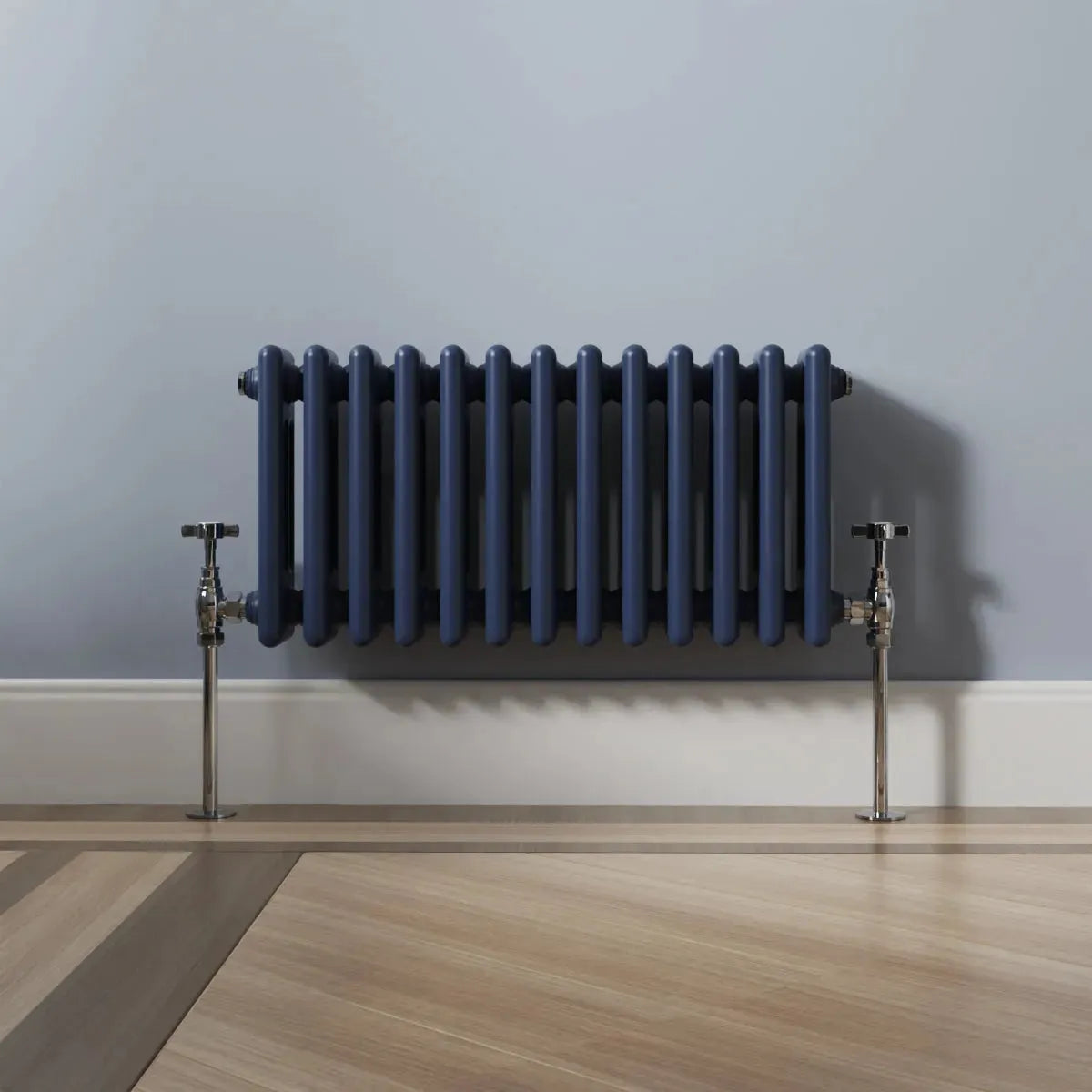 Ferentino - Traditional horizontal column radiator sapphire blue