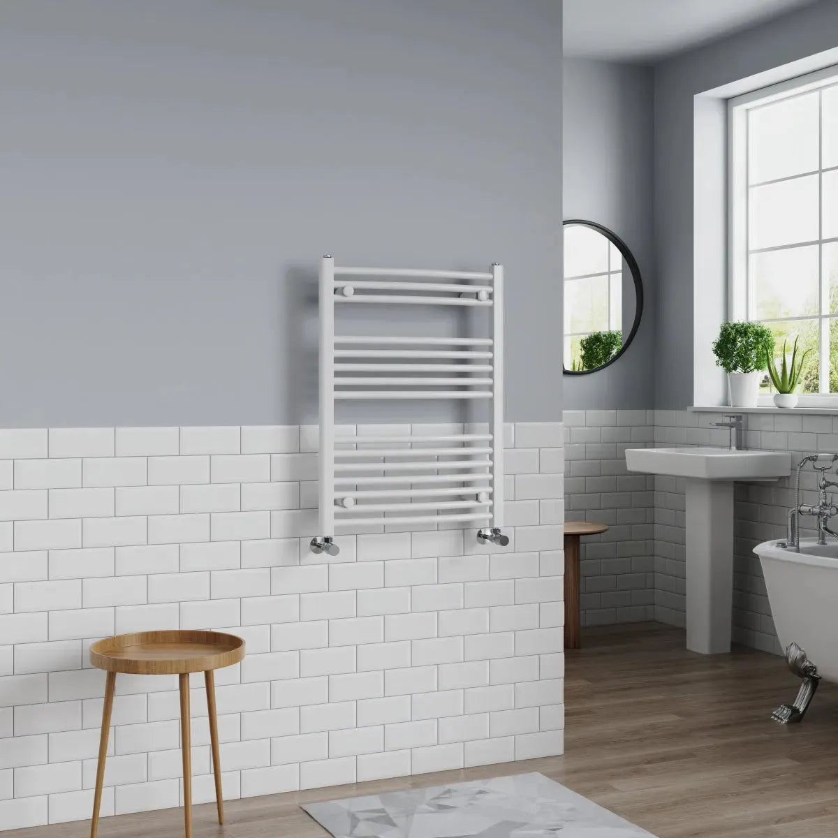 Gela - Curved heated towel rail white - Warmthology