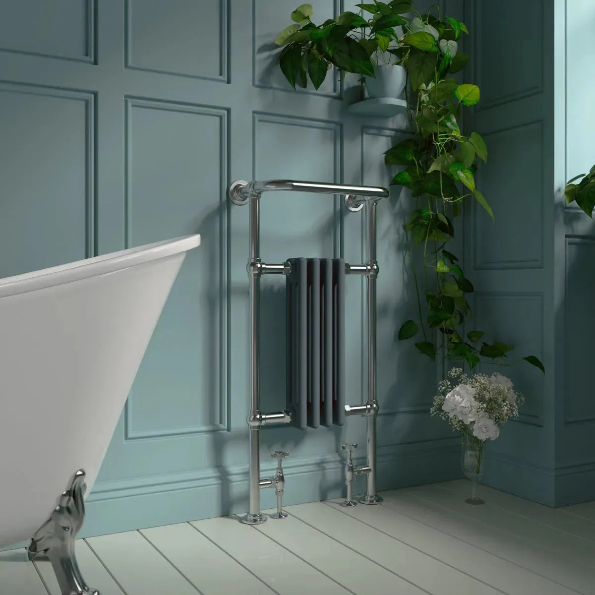 Varallo - Traditional heated towel rail anthracite - Warmthology